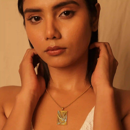 statement choker necklace online