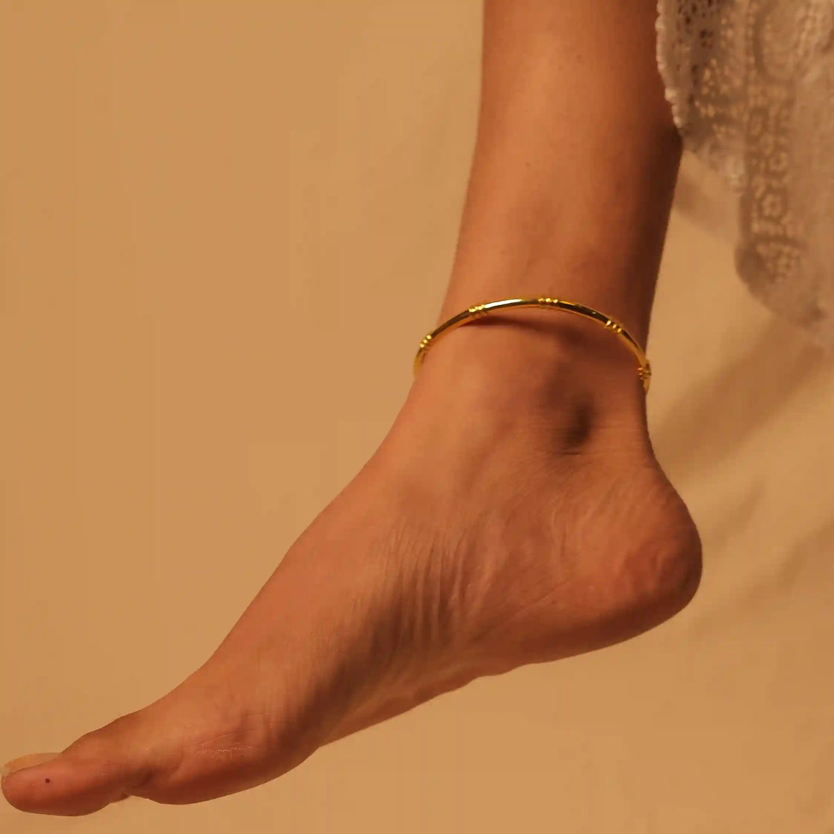 gold plated anklet for women online