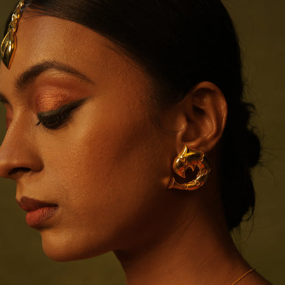 Fish N Fins earrings - Gold