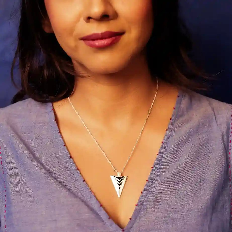 statement choker necklace online