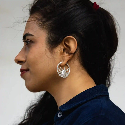 bold statement jewellery for modern outfits
