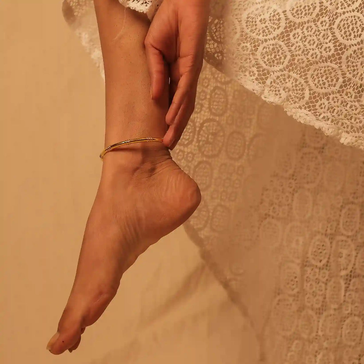 gold plated anklet for women online