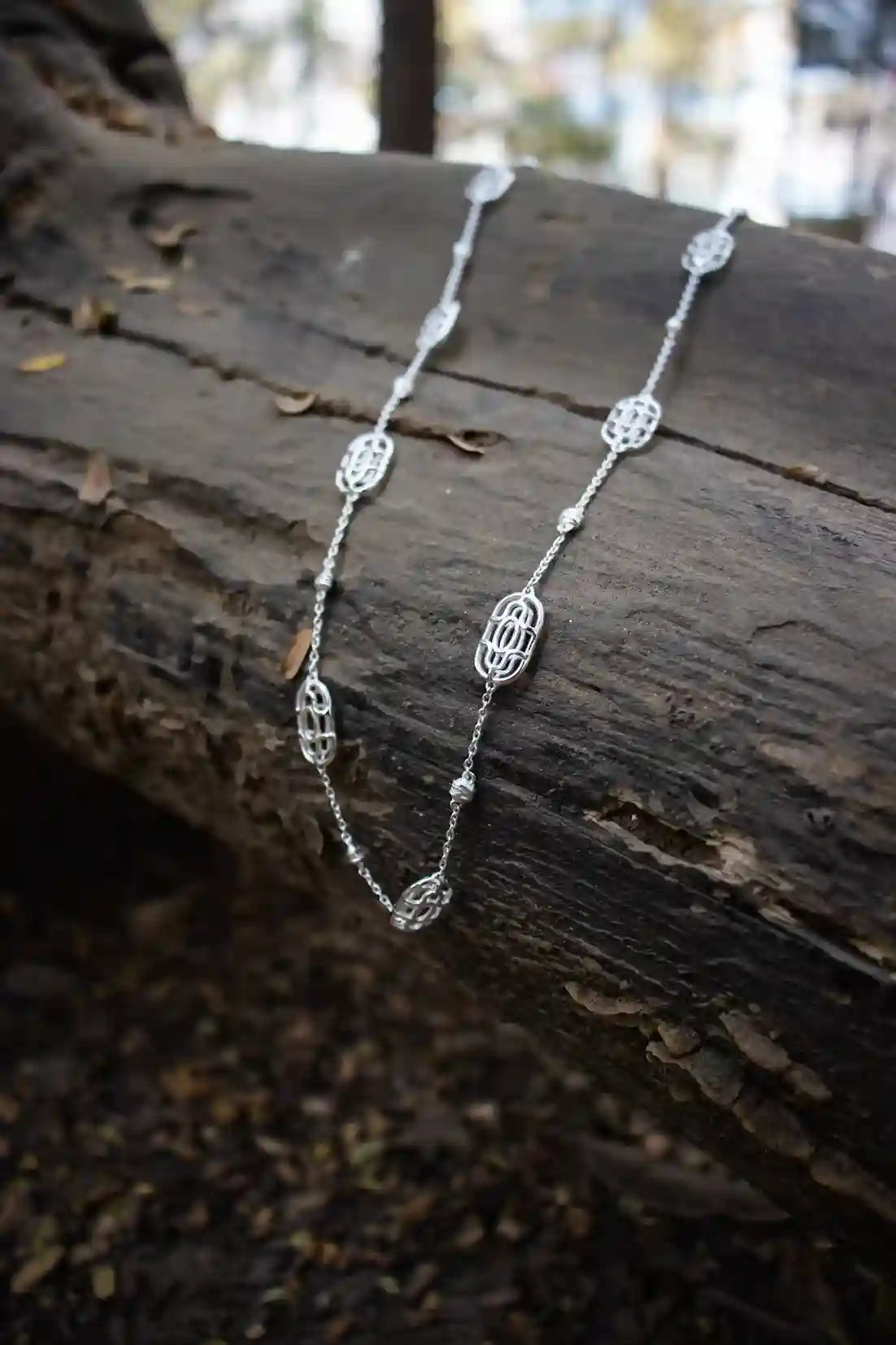 buy statement neckpiece online