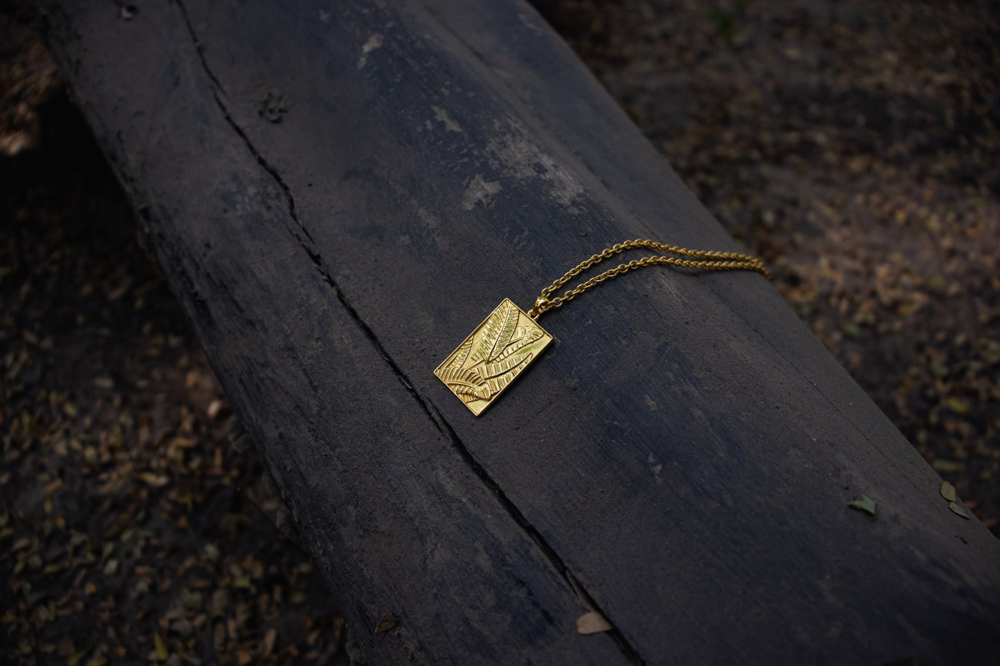 Leafline necklace - Gold