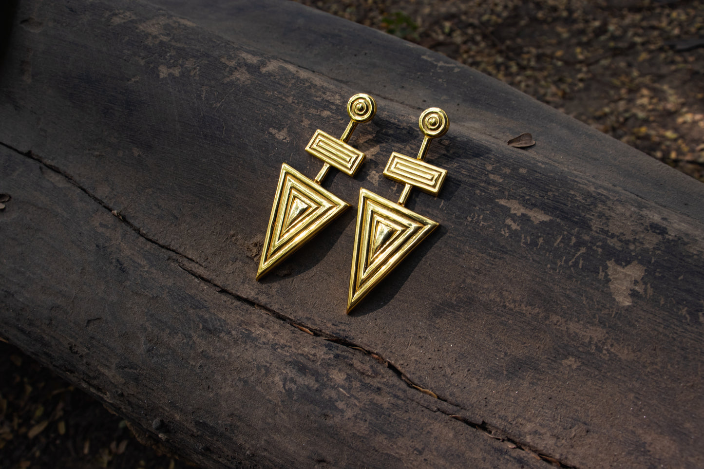 Trikonika earring - Gold