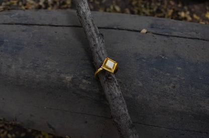 Chatur chaar ring - Gold